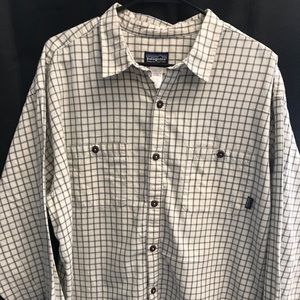 Men’s Patagonia flannel shirt